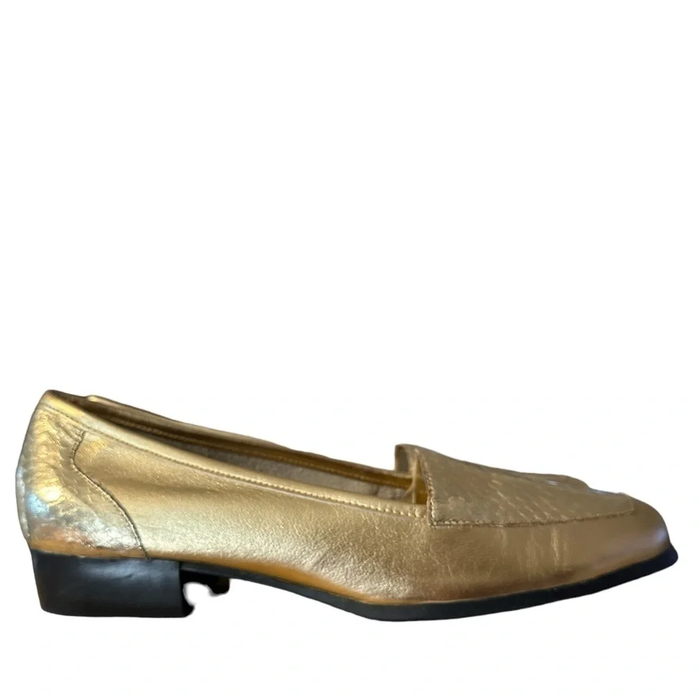 Carriage Court Gold Snake Skin Embossed Square Toe 1” Heel Loafer Flat Shoe